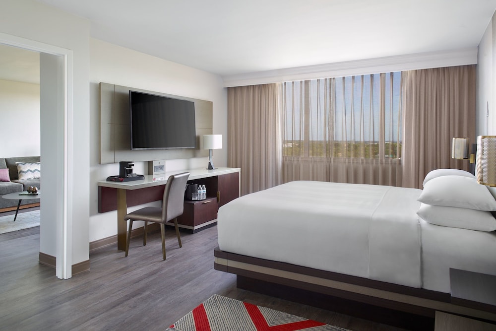 Marriott Kansas City Overland Park - photo 17