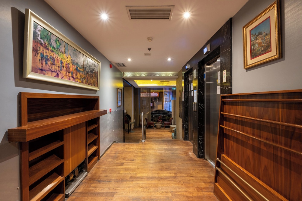 Pera Tulip Hotel — 4-Star Luxury Hotel in Istanbul, Turkey