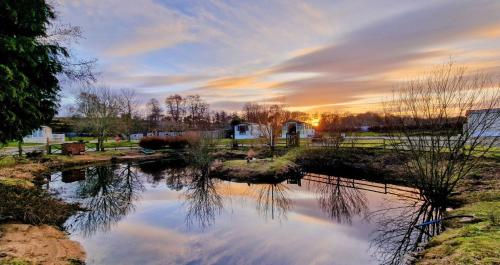 Deeside Holiday Park — 5-Star Luxury Hotel in Aberdeen, United Kingdom