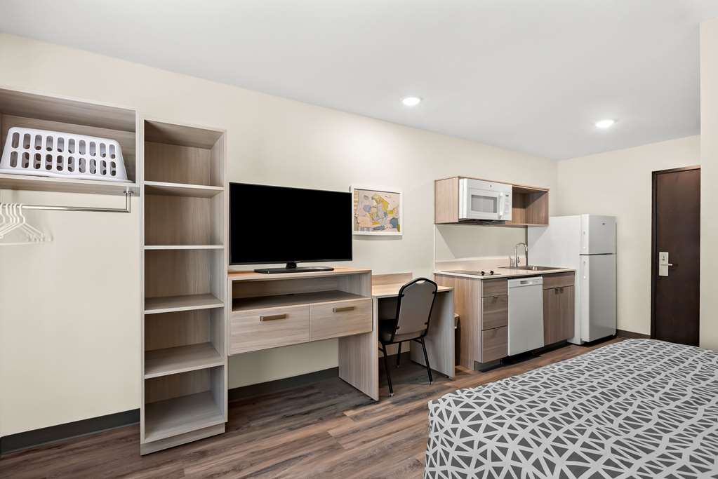 Woodspring Suites Savannah West Chatham Parkway - photo 14