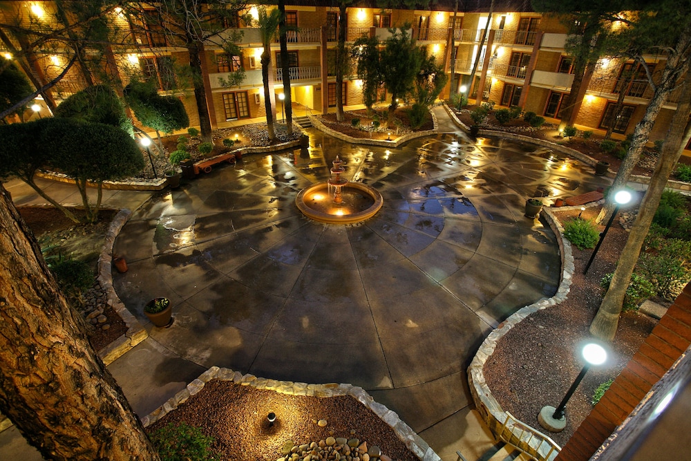 DoubleTree Suites by Hilton Tucson Airport - photo 45