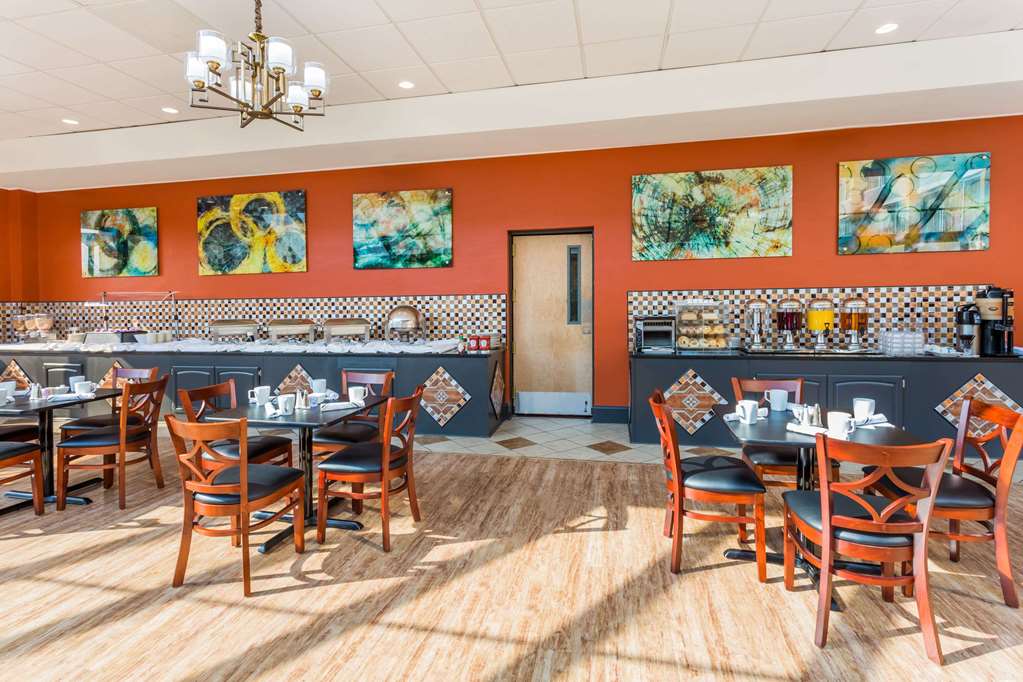 Wyndham Garden Greensboro - photo 25
