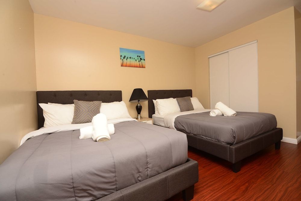 Cozy Hollywood - photo 11