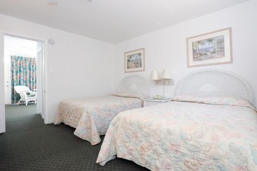 Commander by the Sea Motel - photo 22