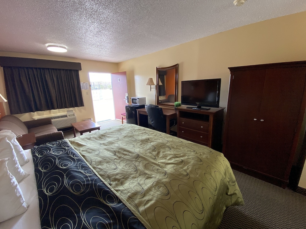 Rodeway Inn Baxley - photo 11