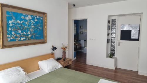 The Coolest Place near the airport - last minute hotel in Lisbon
