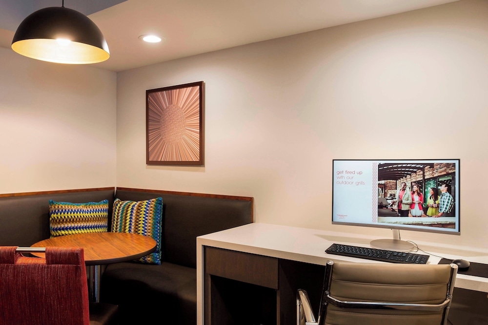 TownePlace Suites by Marriott San Mateo Foster City - photo 32