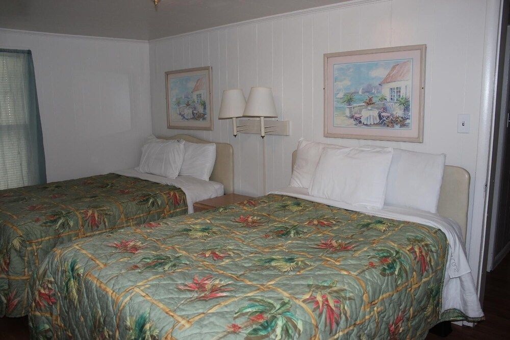 Surf Villa Hotel - photo 14
