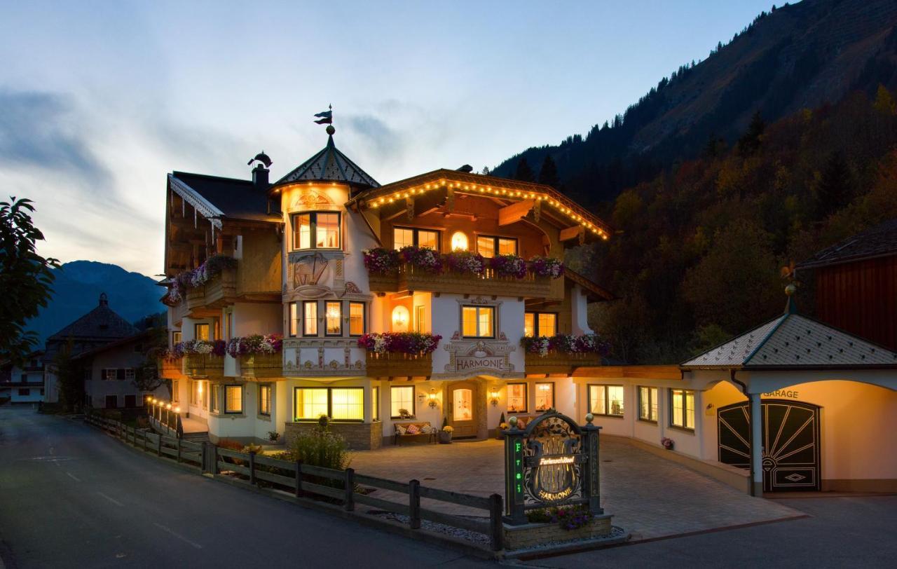 Ferienschlossl Harmonie — hotel in Holzgau