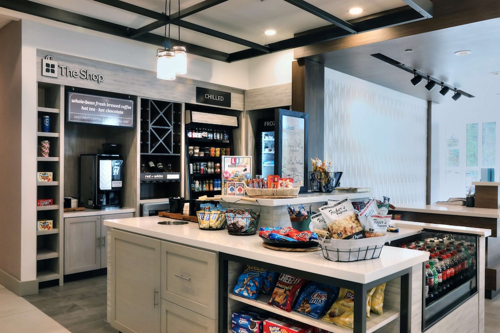 Hilton Garden Inn Bel Air - photo 52