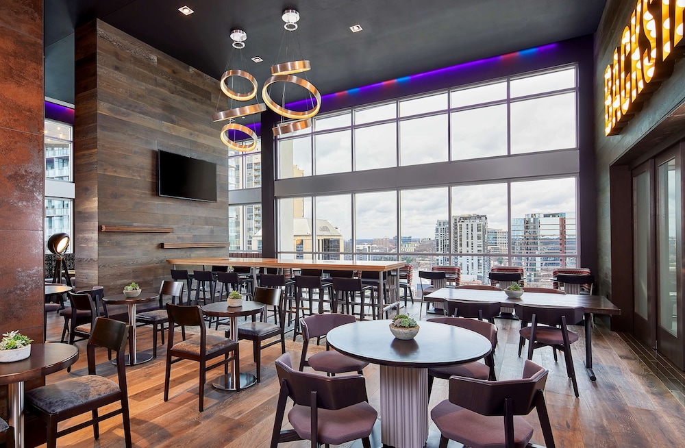 Hampton Inn & Suites Atlanta Midtown - photo 43