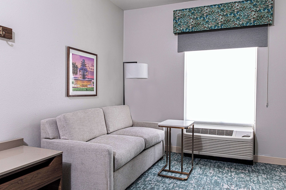 Hampton Inn & Suites Charleston West Ashley - photo 22