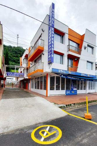 Hotel Emperador — hotel in Moniquira