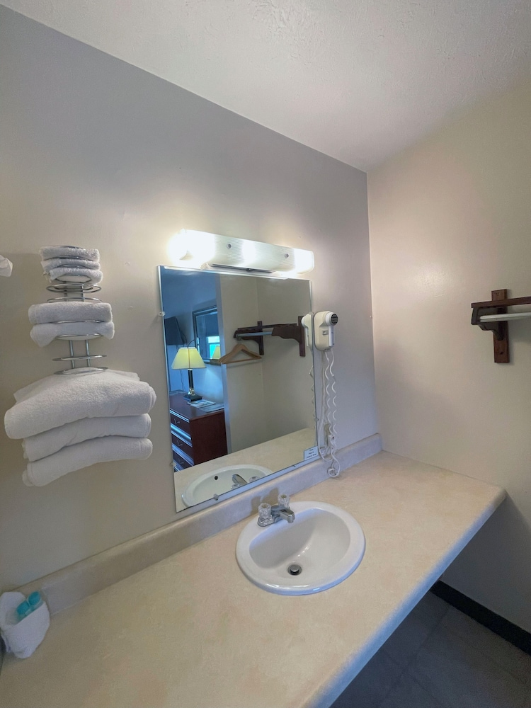 Plantation Motel - photo 83