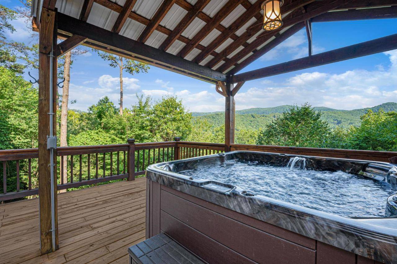 Celtic Clouds Blue Ridge Heights Community in Blue Ridge, United States