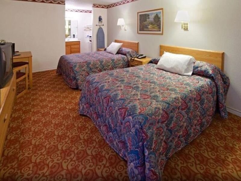Americas Best Value Inn Weatherford TX - photo 8