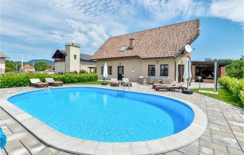 Cozy Home In Krasic With Sauna — 4-Star Luxury Hotel in Krasic, Croatia