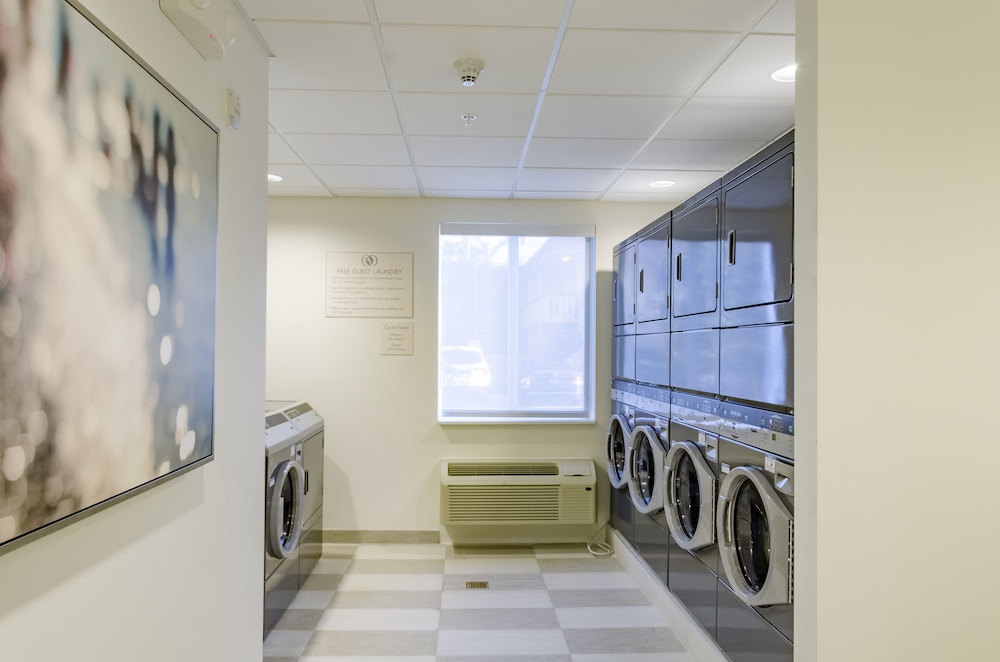 Candlewood Suites Miami Intl Airport 36th St by IHG - photo 35