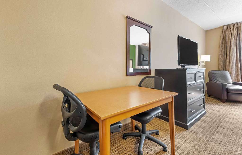 Extended Stay America Suites Chicago Burr Ridge - photo 24