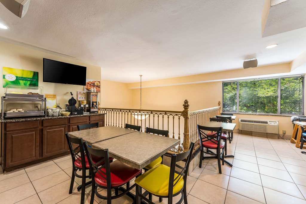 Quality Inn Huntersville near Lake Norman - photo 37