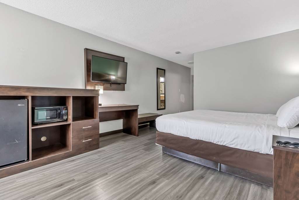 Baymont by Wyndham North Myrtle Beach - photo 33