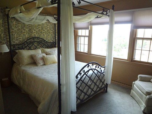 Colonel Williams Inn - photo 19