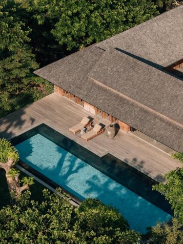 Rumah Rubah - carbon neutral hotel in Unknown City