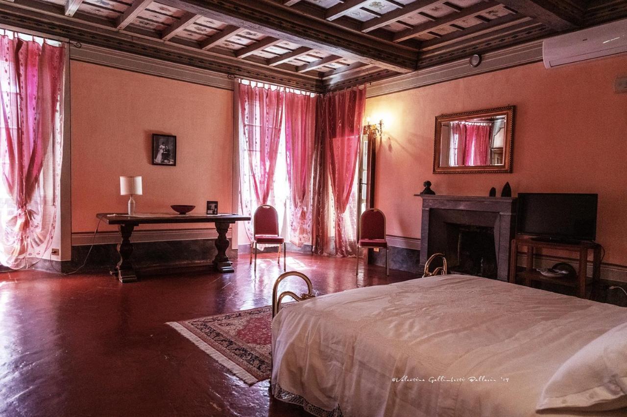 Villa Cantoni — 4-Star Luxury Hotel in Gropello Cairoli, Italy