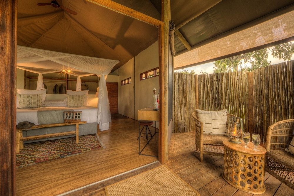 Nokanyana - carbon neutral hotel in Maun
