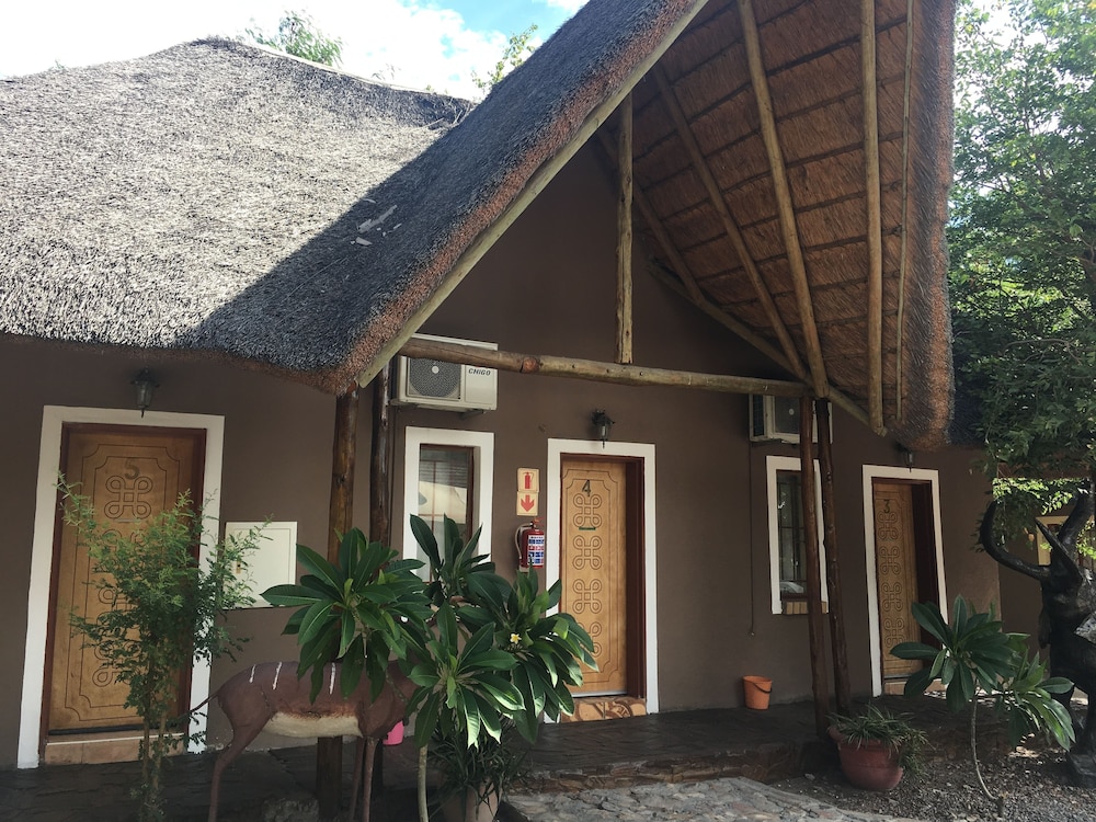 Laphroiag Luxury Chalets in Maun, Botswana
