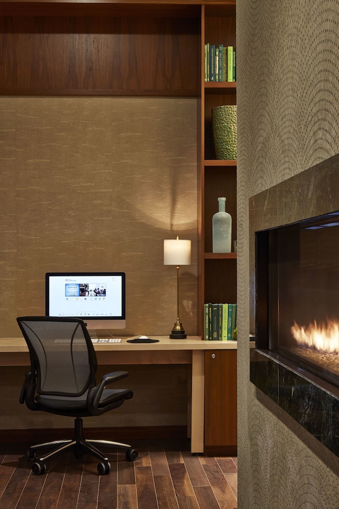 Hilton Garden Inn Phoenix Downtown - photo 72