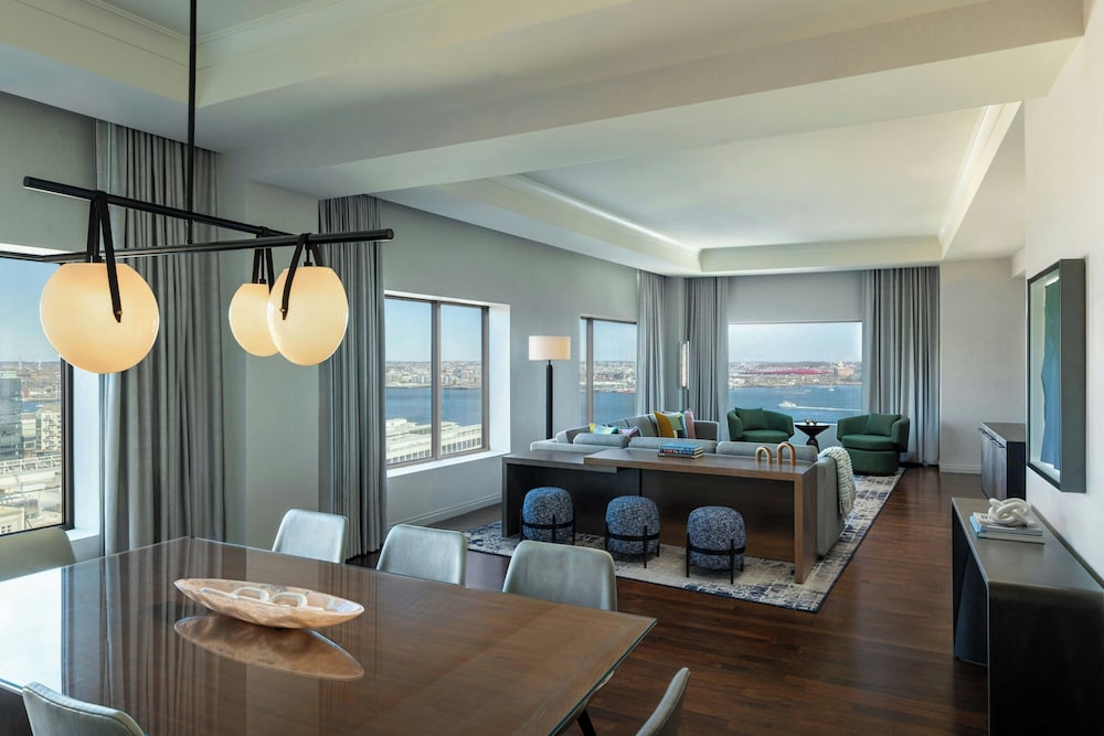 Renaissance Boston Seaport District - photo 15