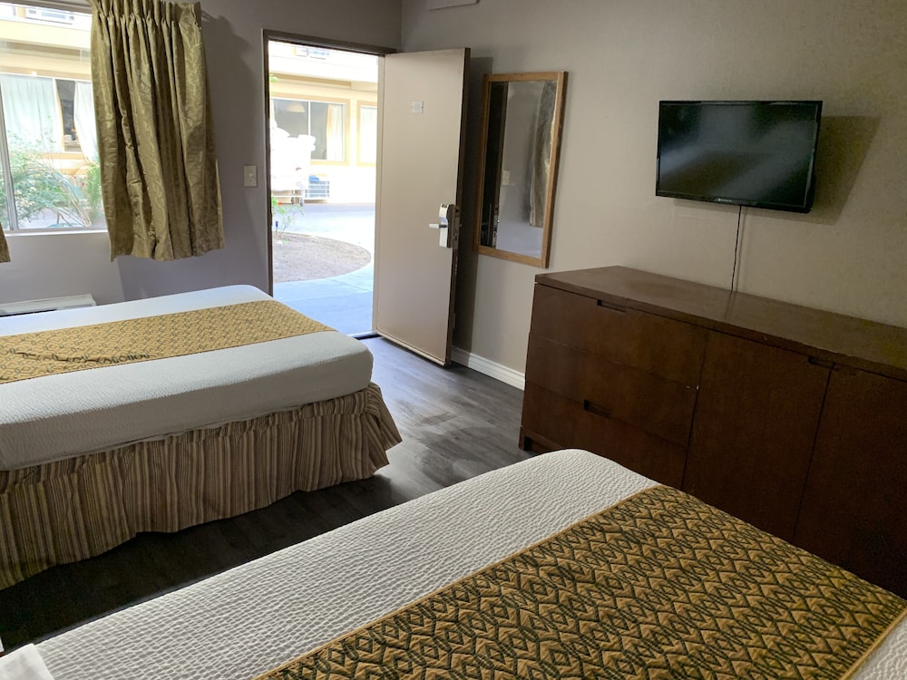 Circle Inn Motel - photo 12