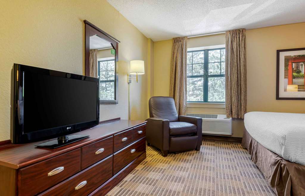 Extended Stay America Suites Syracuse Dewitt - photo 15
