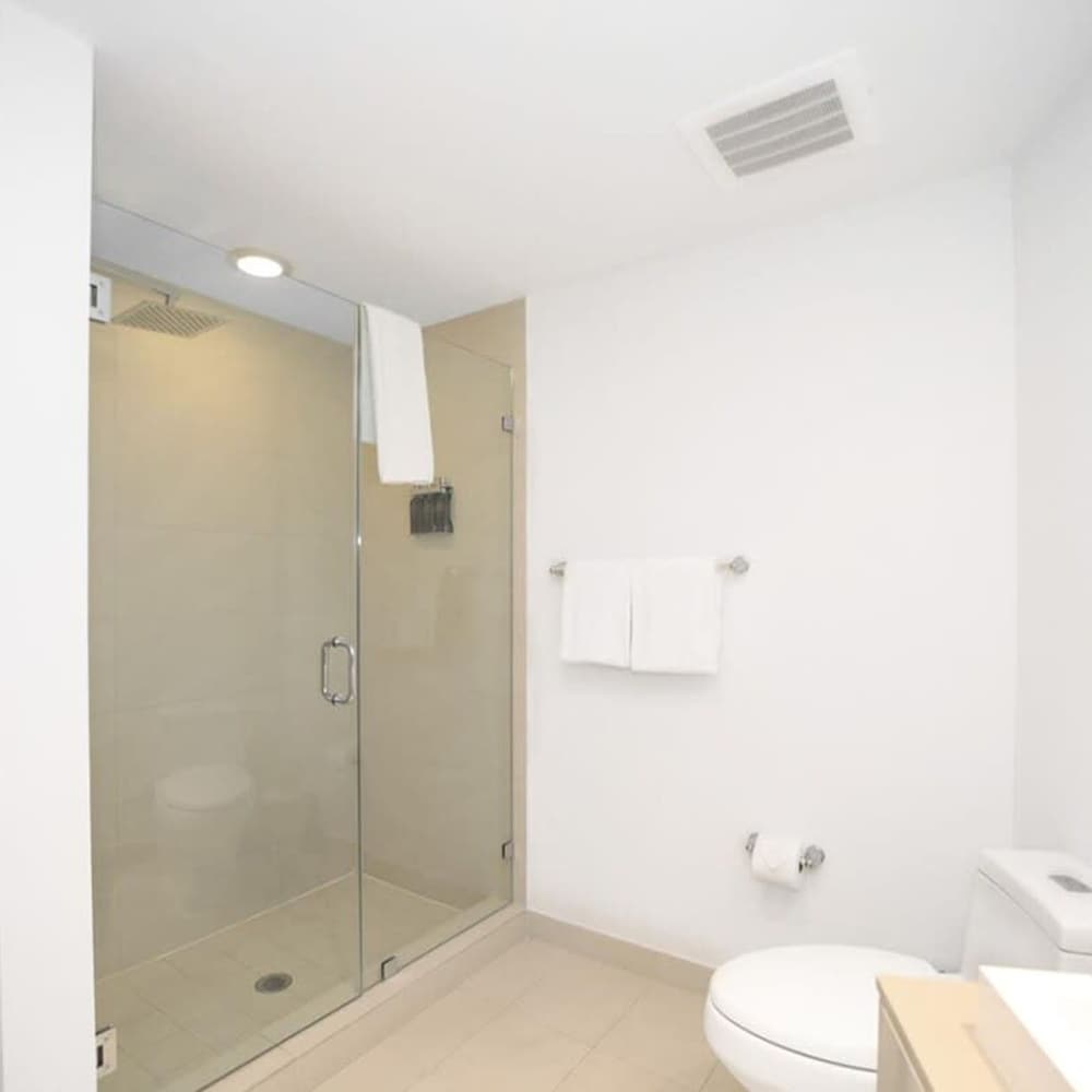 Luxe Stay at Hyde Resort oceanfront Amenities - photo 44
