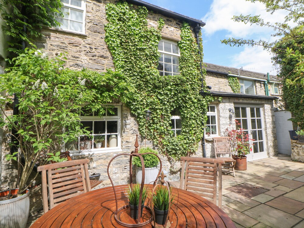 Chandler House — 4-Star Luxury Hotel in Hope Valley, United Kingdom