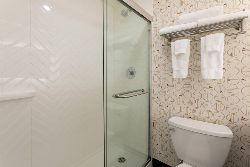 Holiday Inn Marquette by IHG - photo 22