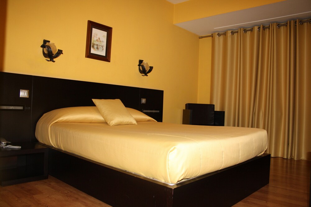 Hotel El Palacio — Lalin