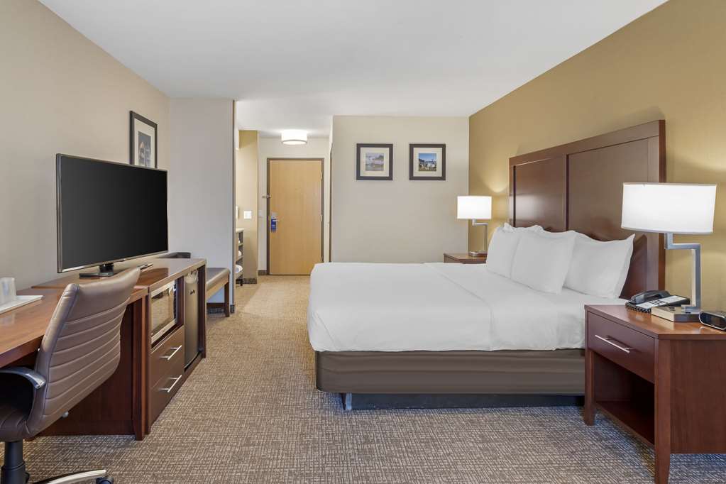 Comfort Inn Marina on the Monterey Bay - photo 17