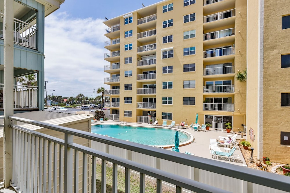 Coastal Waters Inn - photo 141