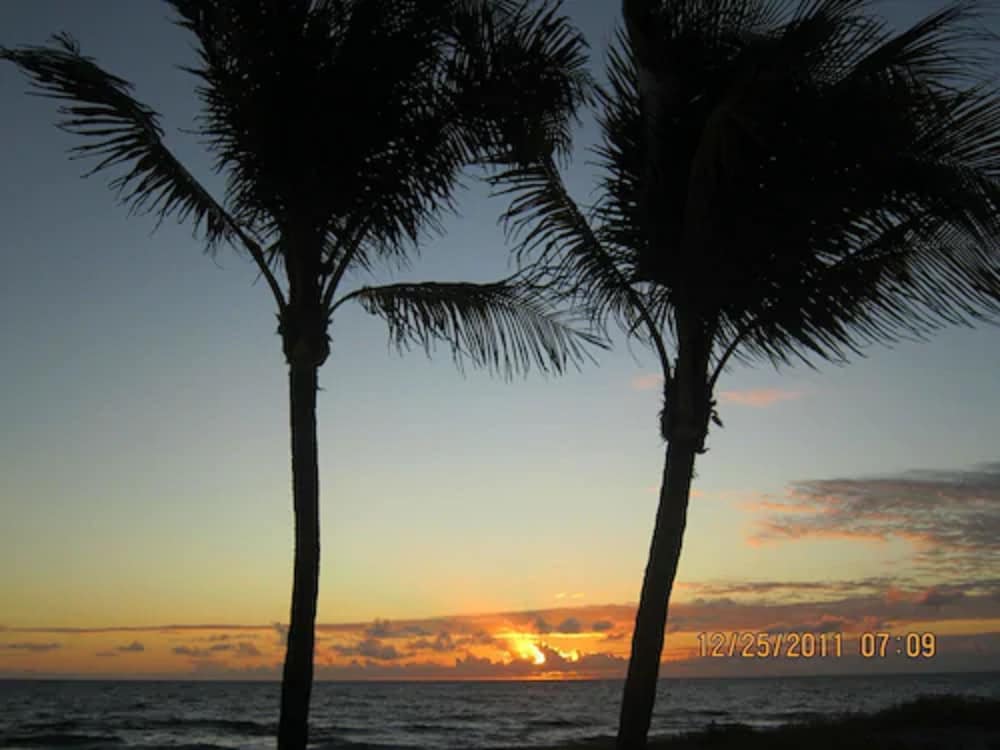 Ebb Tide Resort Oceanfront - photo 49