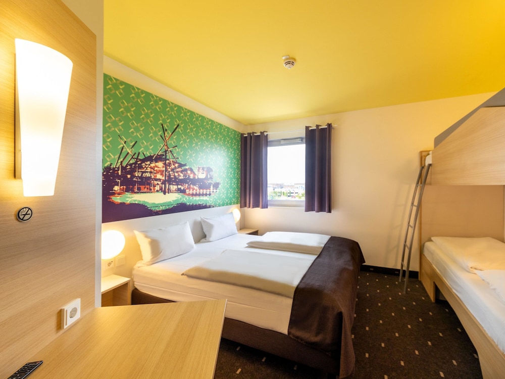 B&B Hotel Oberhausen am Centro - carbon neutral hotel in Oberhausen