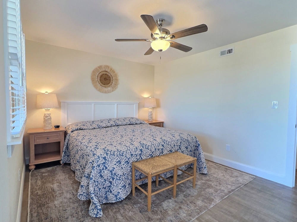 Lighthouse View Oceanfront Lodging - photo 20