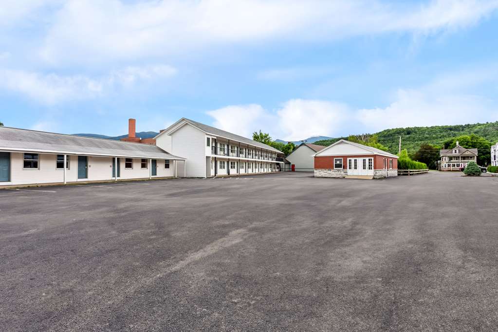 Rodeway Inn Gorham Riverside - photo 3
