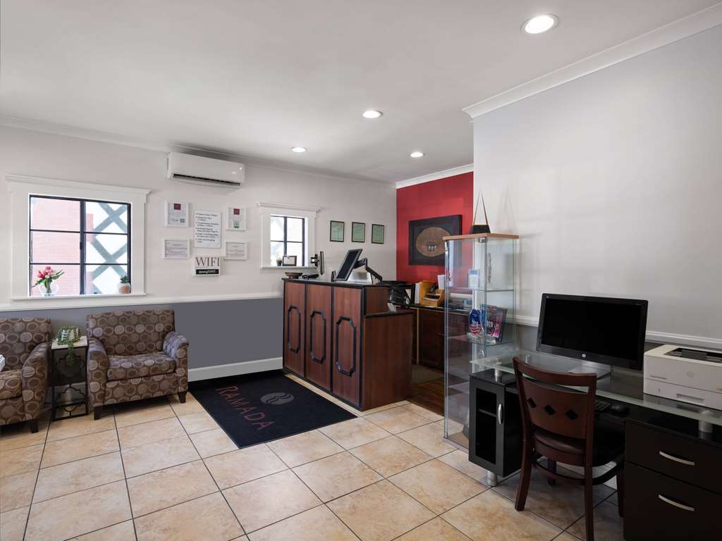 Ramada by Wyndham San Diego Poway Miramar - photo 11