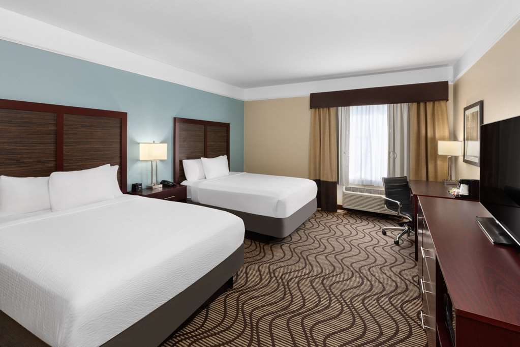 La Quinta Inn & Suites by Wyndham Houma - photo 5