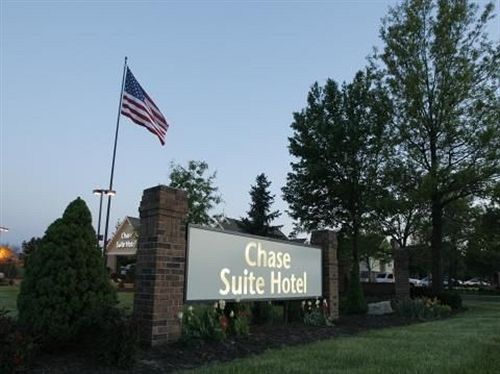 Chase Suite Hotel - photo 5