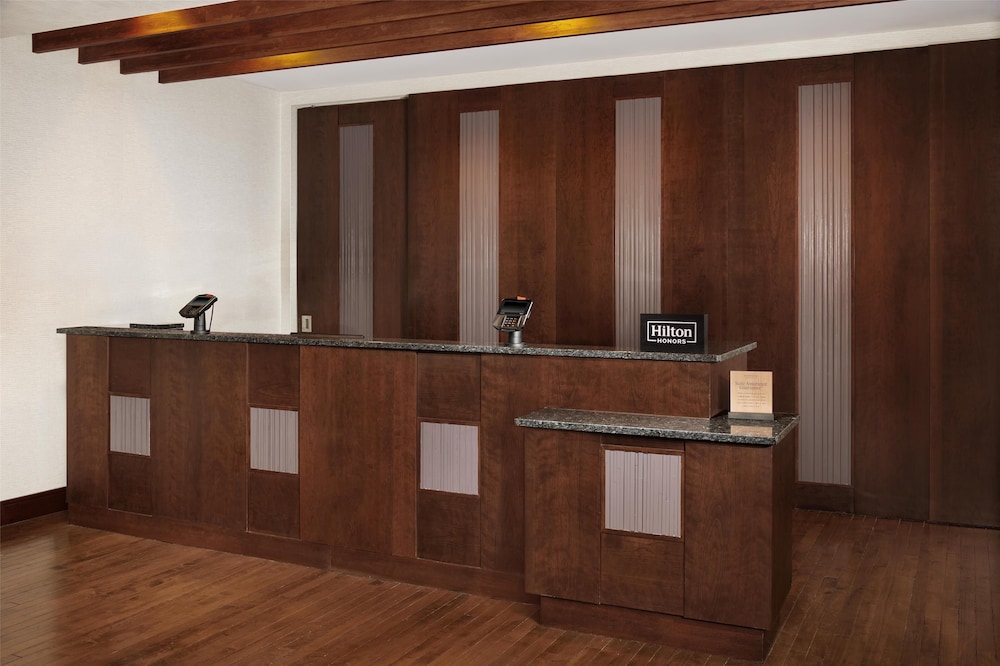 Homewood Suites by Hilton Grand Rapids Downtown - photo 4