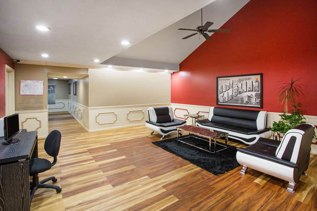 Super 8 by Wyndham Garner Clayton Raleigh - photo 3