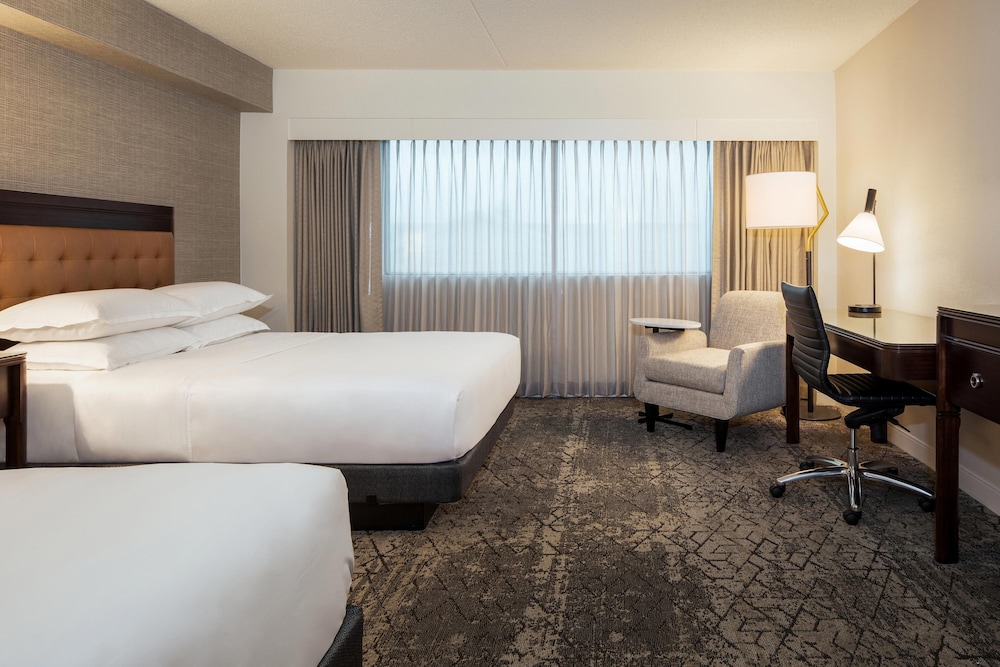Sheraton Detroit Metro Airport - photo 12